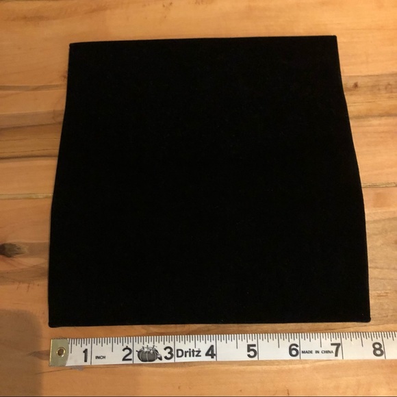 Velvet bracelet/ watch display - Picture 5 of 5